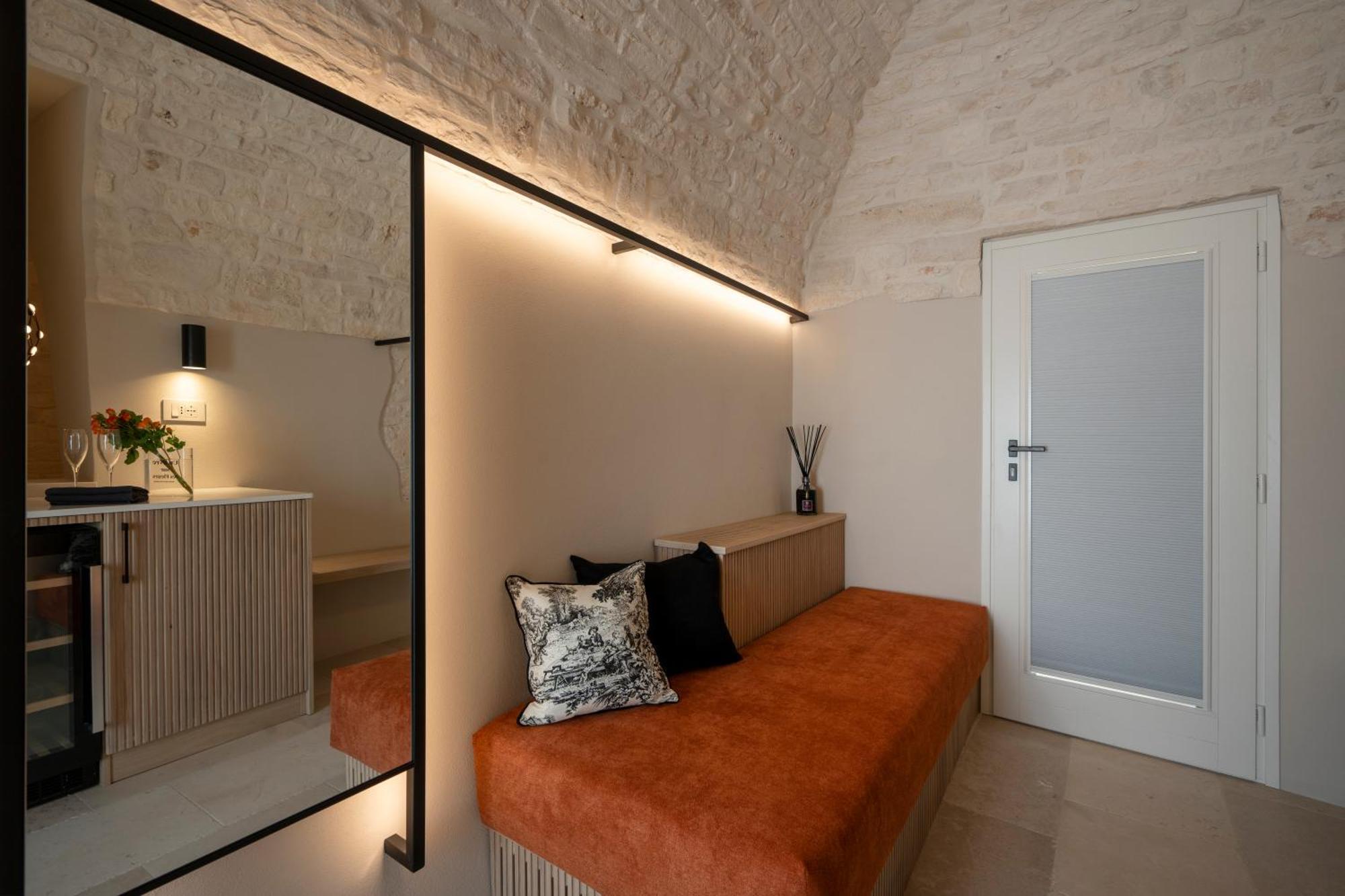 Naiira Luxury Trullo - Jacuzzi And Patio Apartment Alberobello Exterior photo